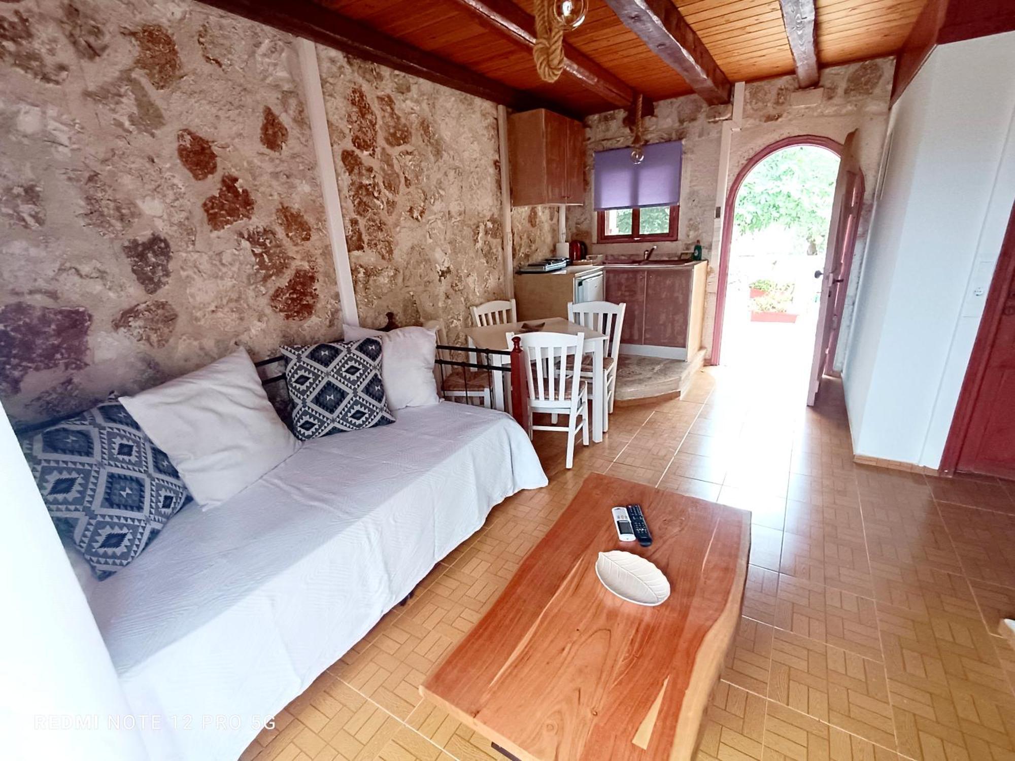 Spasmata Village Stone Maisonette Minia Екстериор снимка